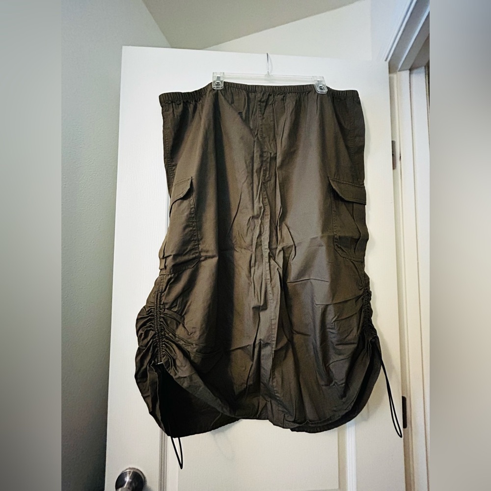 H&M Divided Olive Cargo Drawstring Maxi Skirt